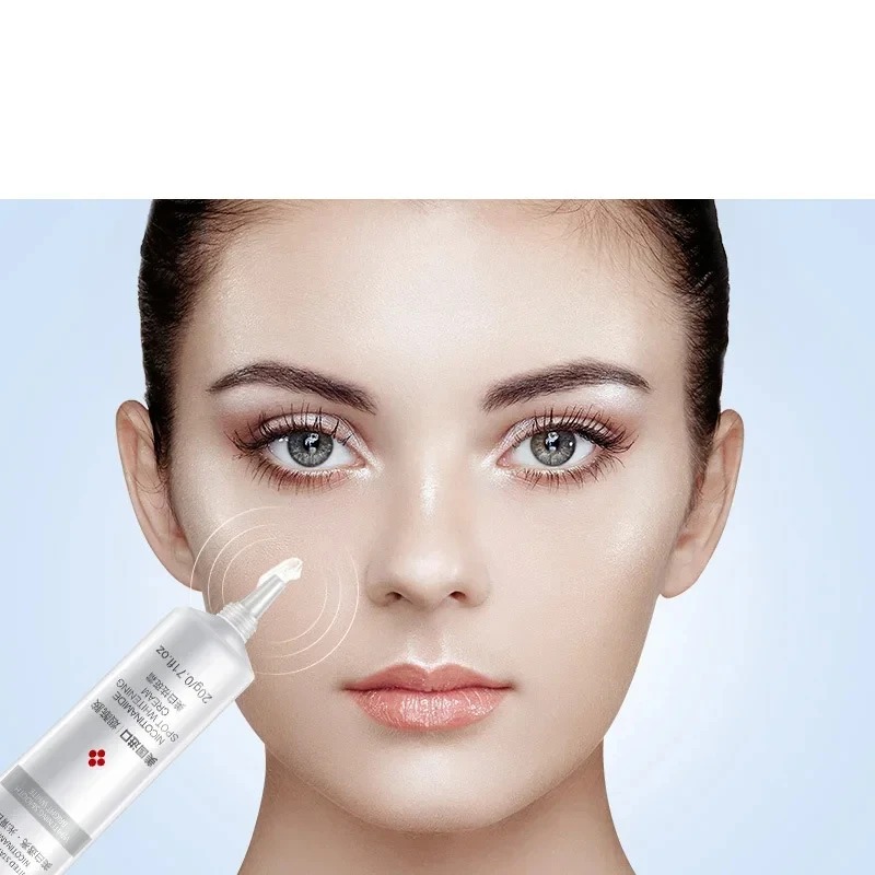 تتلاشى وتحسين النمش البقع السو - مراجعة Charcoal Whitening Paste وسعره